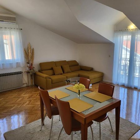 Luka Apartamento Šibenik Exterior foto