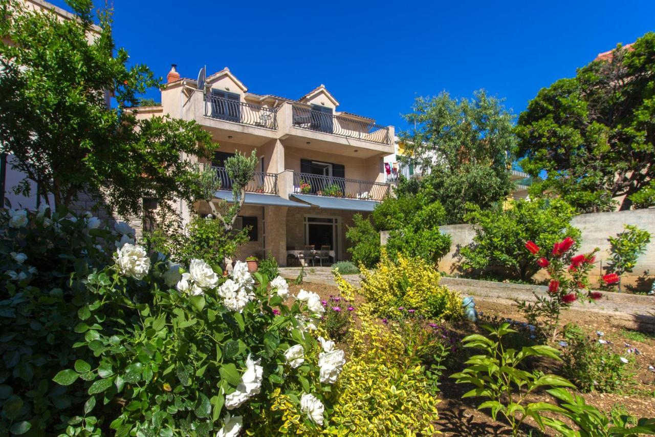 Luka Apartamento Šibenik Exterior foto