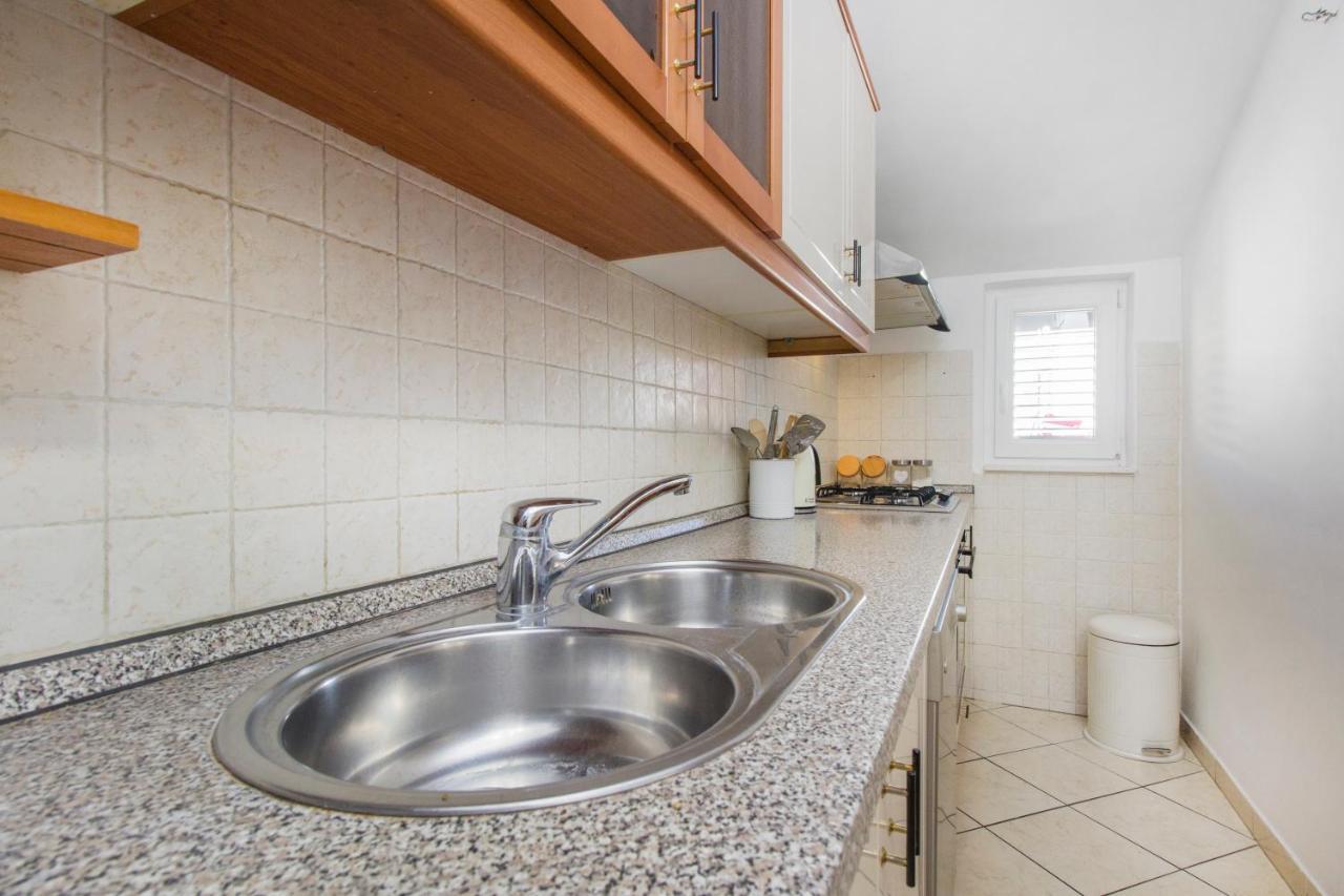 Luka Apartamento Šibenik Exterior foto