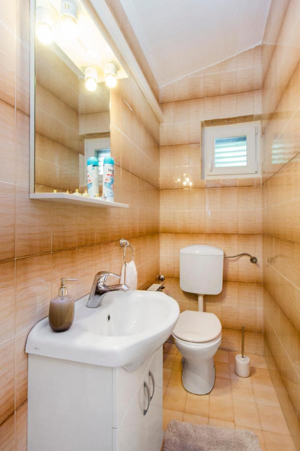 Luka Apartamento Šibenik Exterior foto